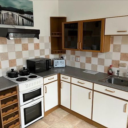 Golden Lion Apartamento Brixham Exterior foto